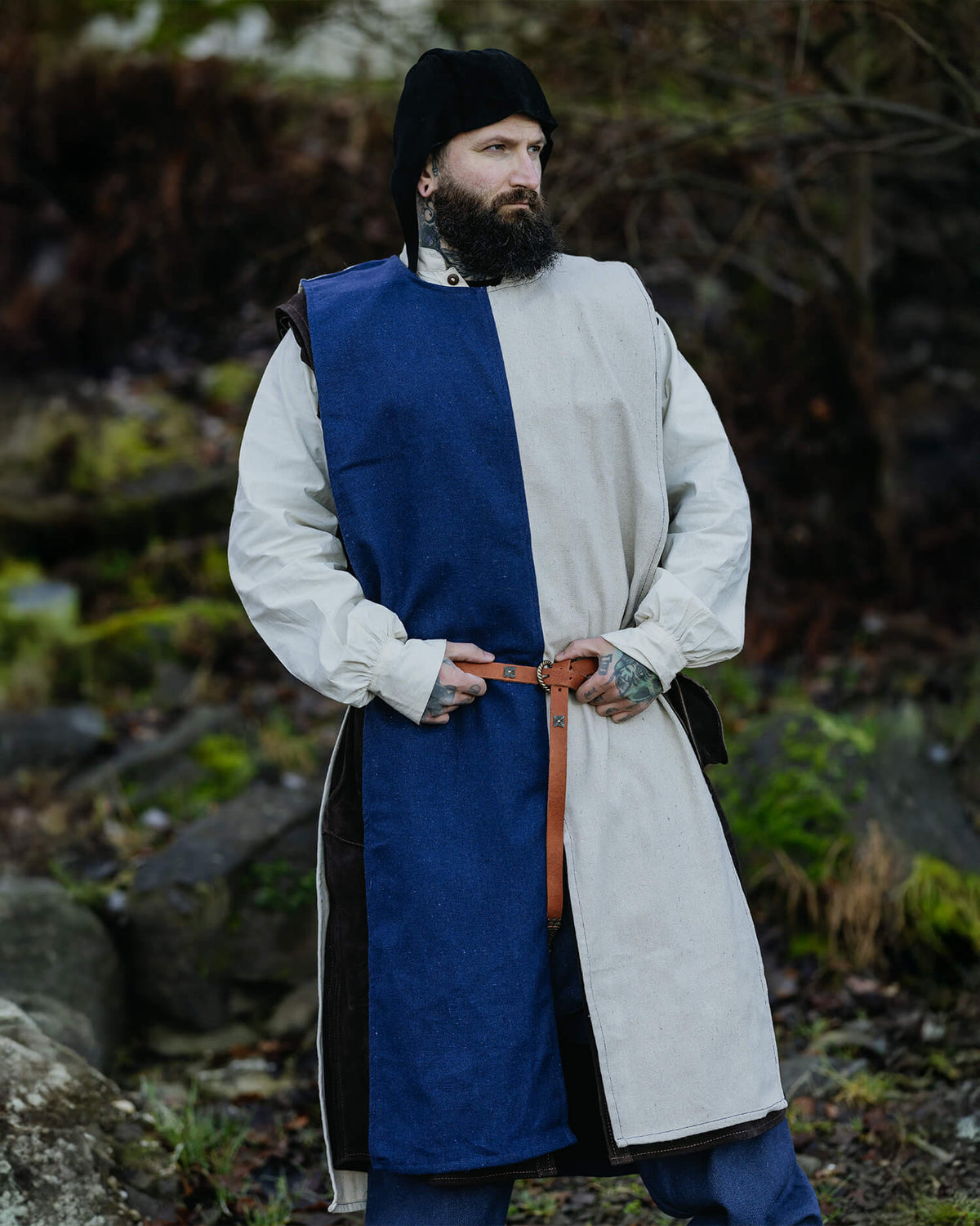 Tabardo medieval bicolor modelo Antón, color azul-blanco