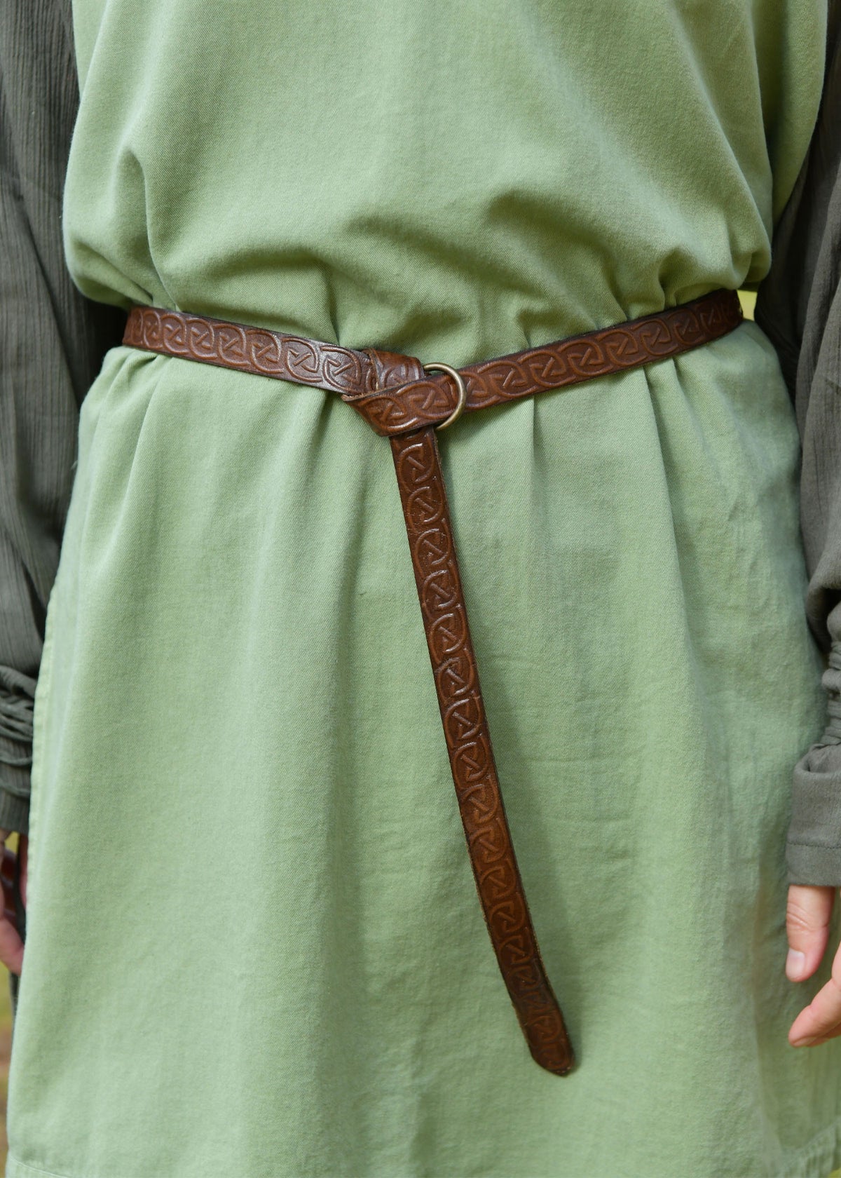 Cinturón Piel Marrón Grabado Celta Medieval