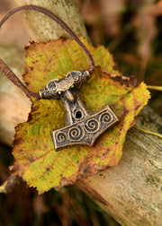 Colgante vikingo en bronce martillo de Thor, de Scania