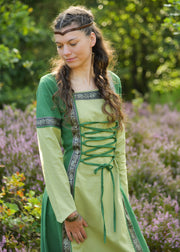 Vestido medieval modelo Eleanor, color verde