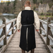 Túnica medieval de los Caballeros Hospitalarios, en lana